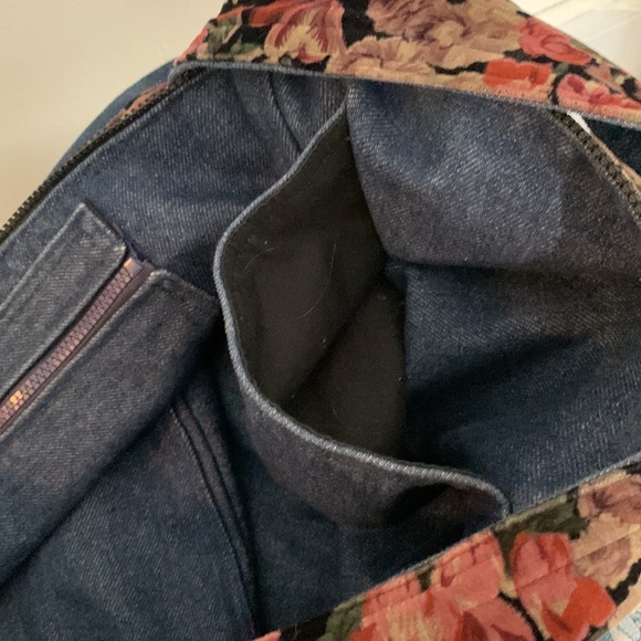 Floral Denim Shoulder Bag - Picture 10 of 12